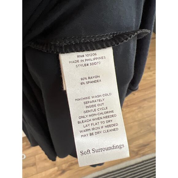 NWOT Soft Surroundings size PS petite small black sleeveless dress with pockets - Picture 4 of 5